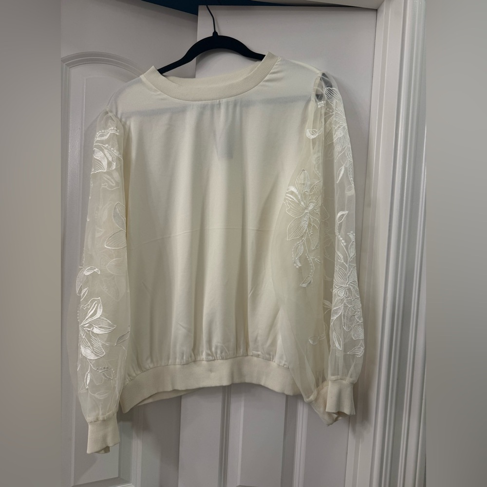 Express Ivory Elegant Blouse XL